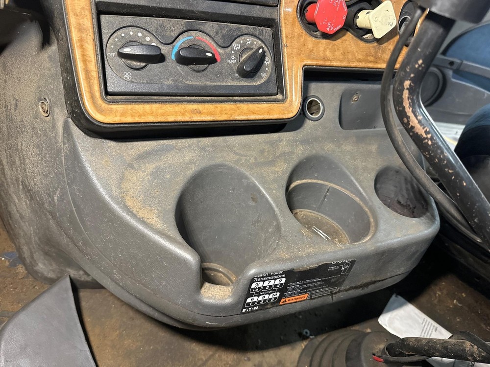 International PROSTAR CUP HOLDER Dash Panel - Used