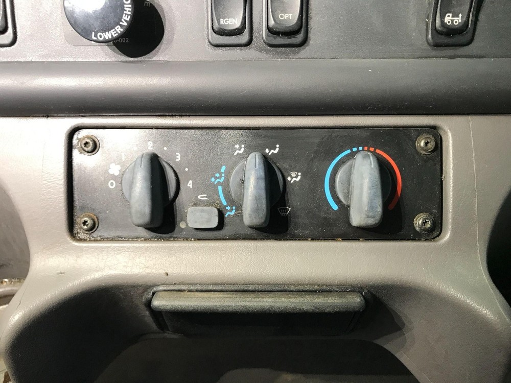 Freightliner M2 106 Heater A/C Temperature Controls - Used