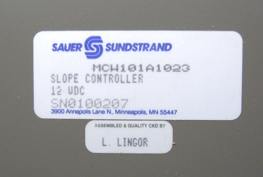 New Sauer Sundstrand MCW101A1023 Slope Controller