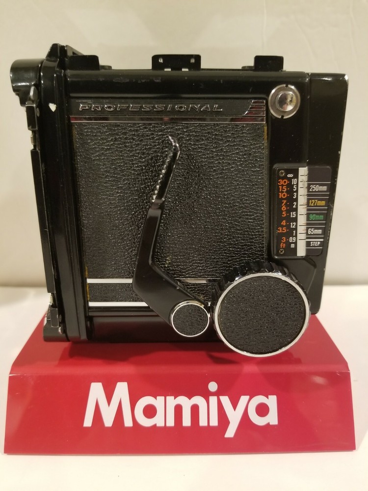 Mamiya RB 67 CAMERA BODY
