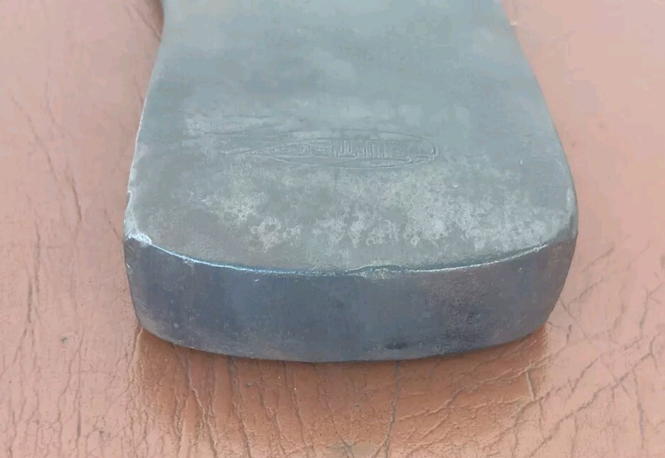 TRU-TEST 3 1/2 (TRUE TEMPER) SINGLE BIT AXE HEAD VINTAGE