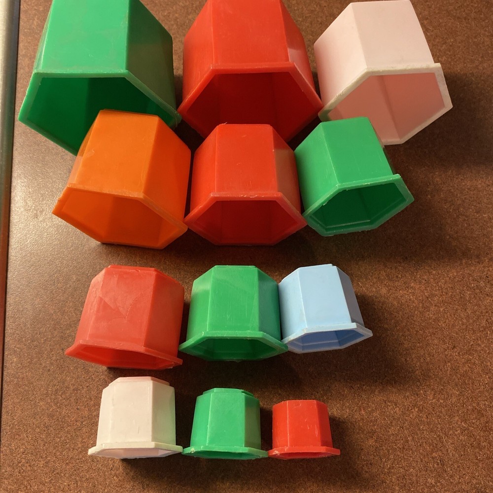 Vintage 12 Piece Stackable Kids Toy With Animals