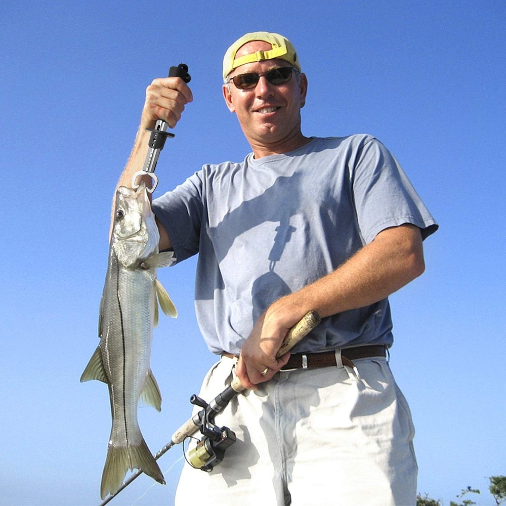 Fish Lip Gripper Pliers Ergonomic Handle Black
