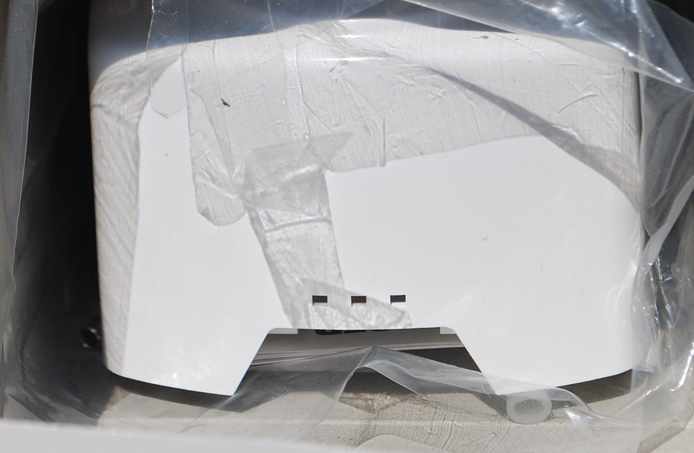 Advanced Hygiene Dispenser Continuous Cleaning & Drain Maintenance System S6175