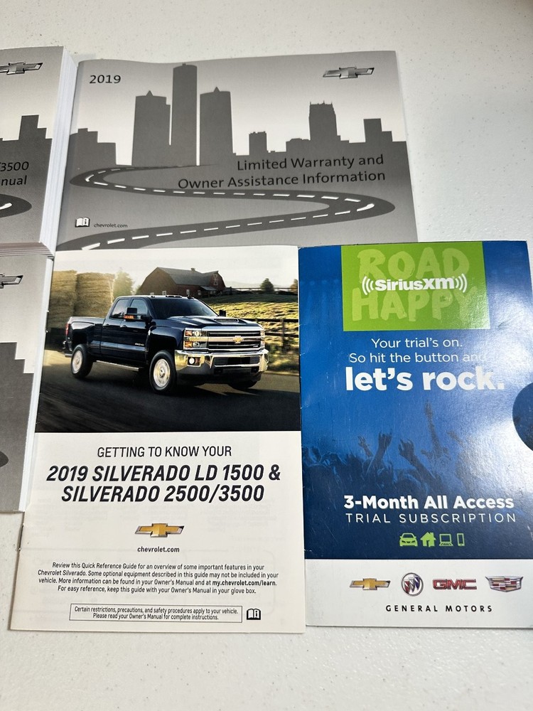 Chevrolet Silverado 2019 Owner's Manuals