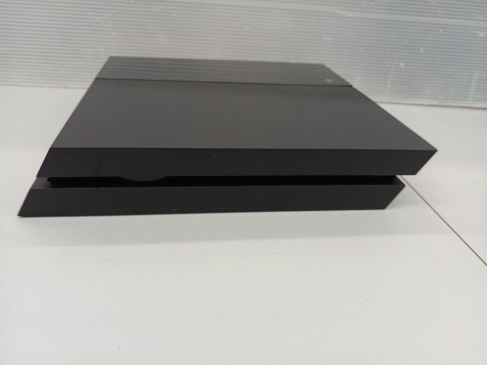 Sony PS4 CUH-1000A Original Model Console Black Gaming System New