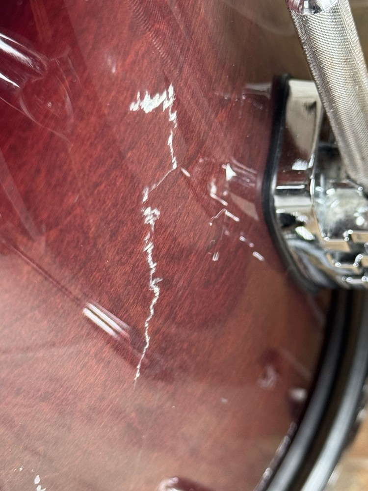 Gretsch Renown Maple Cherry Burst Drum Set