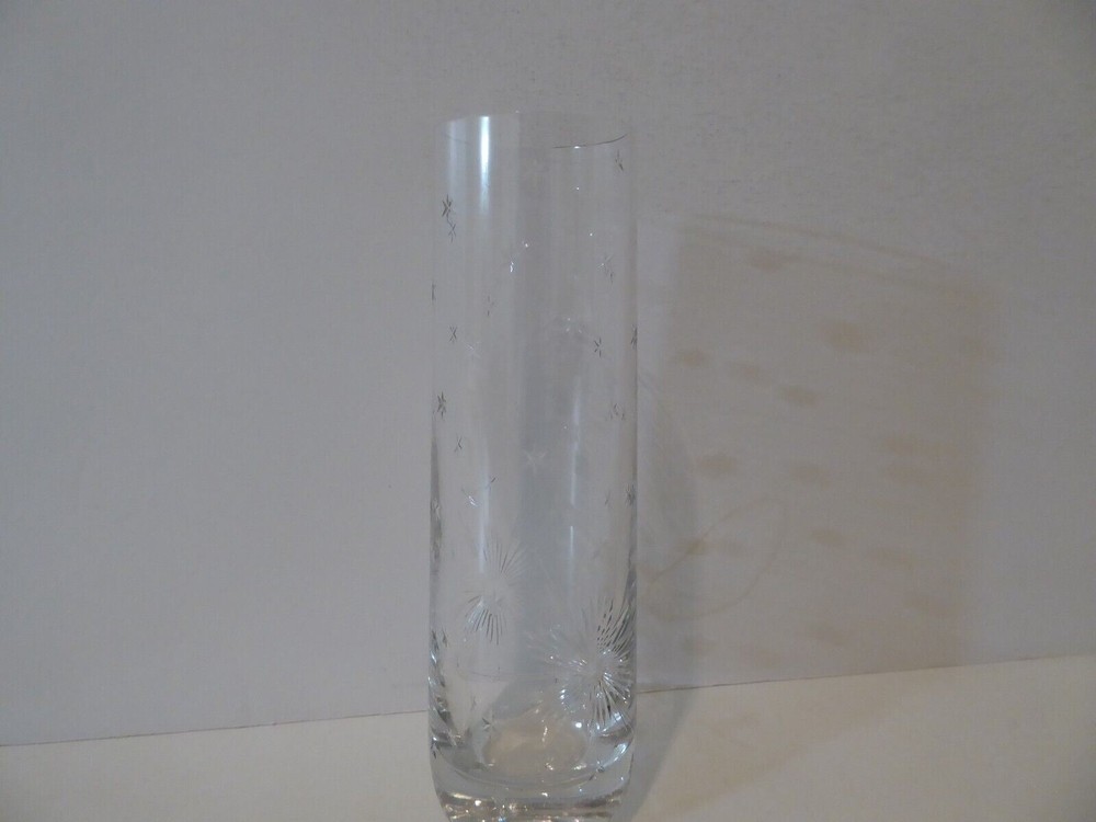 Crystal Vase 8” with Weighted Bottom, Engraved Star Pattern, Elegant (S2