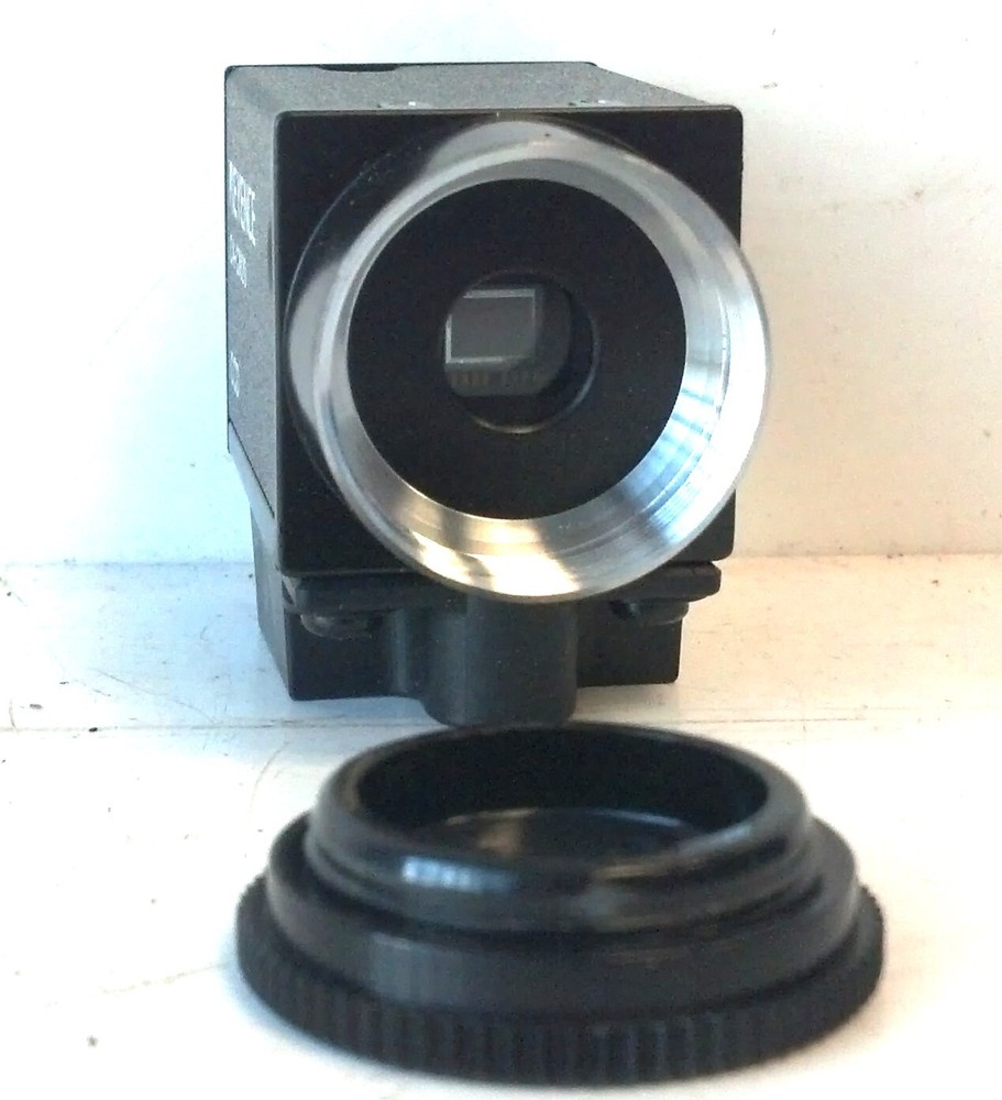 Keyence CA-CM20 12 V DC CCD Camera