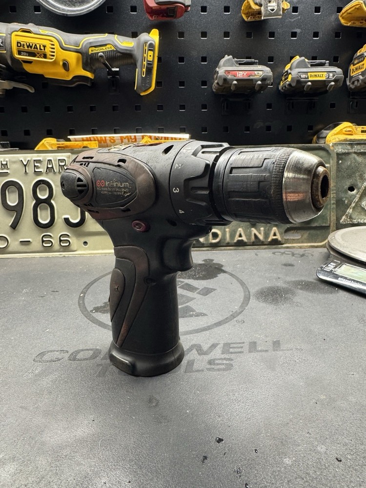 Matco Tools 12V 3/8" Drill Driver No Battery