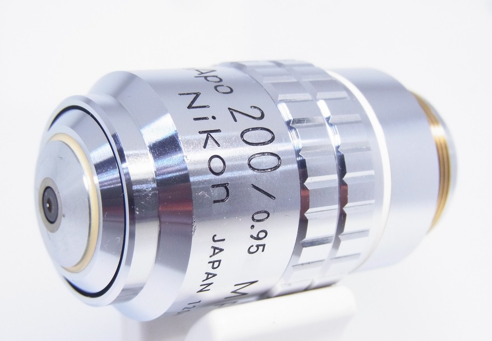 Nikon M Plan Apo 200X , 0.95 210/0 Microscope Objective Lens