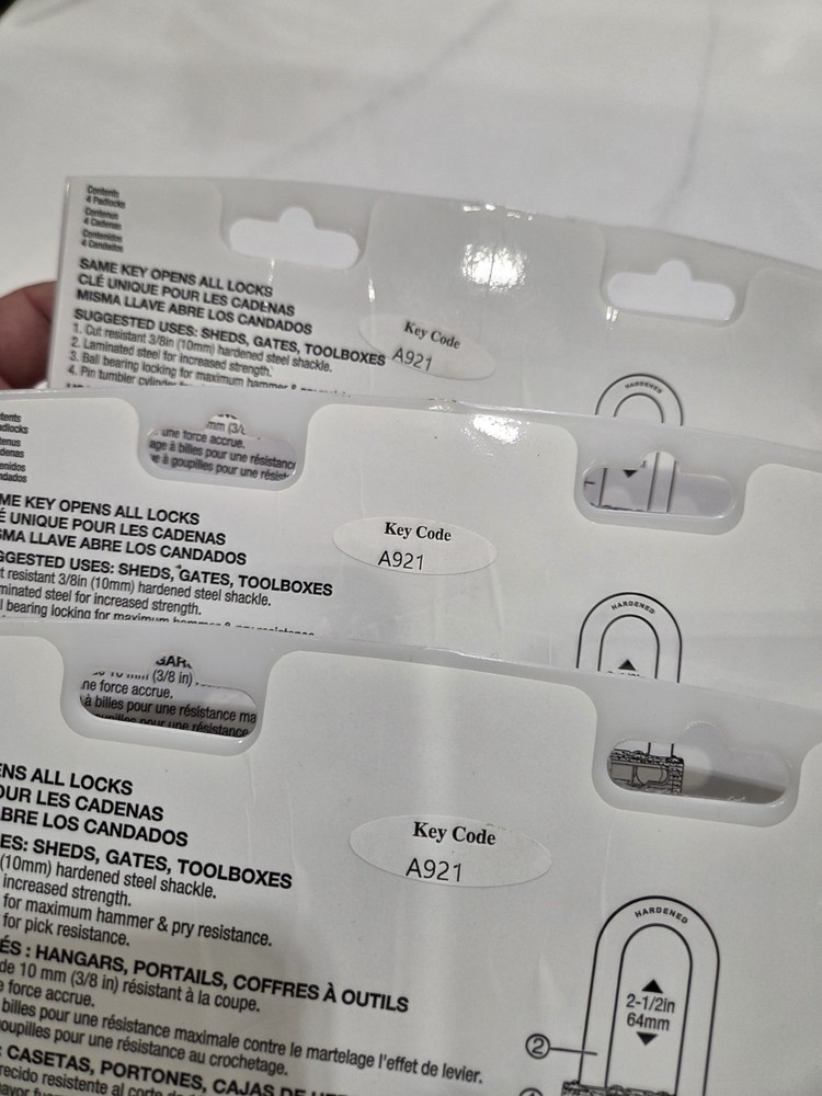 12 PACK Keyed Alike Master Lock Outdoor Security Level 8 Padlocks