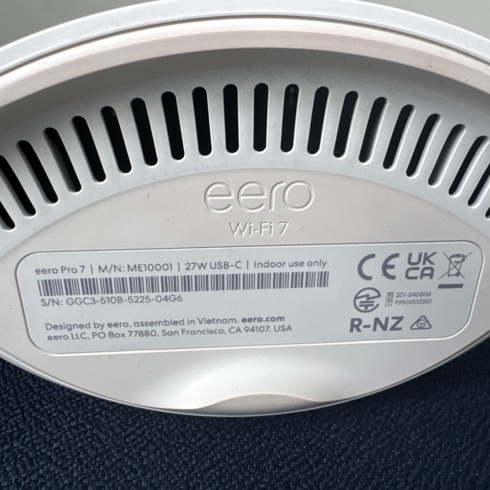 eero Pro 7 Tri-Band Mesh Wi-Fi 7 Router - White (FRONTIER Powered) - Single Pack