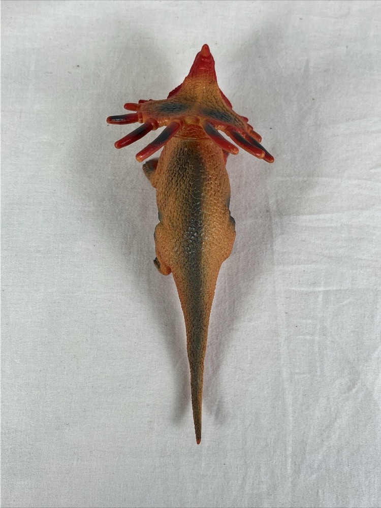Protoceratops Dinosaur Figure (7” x 3”)