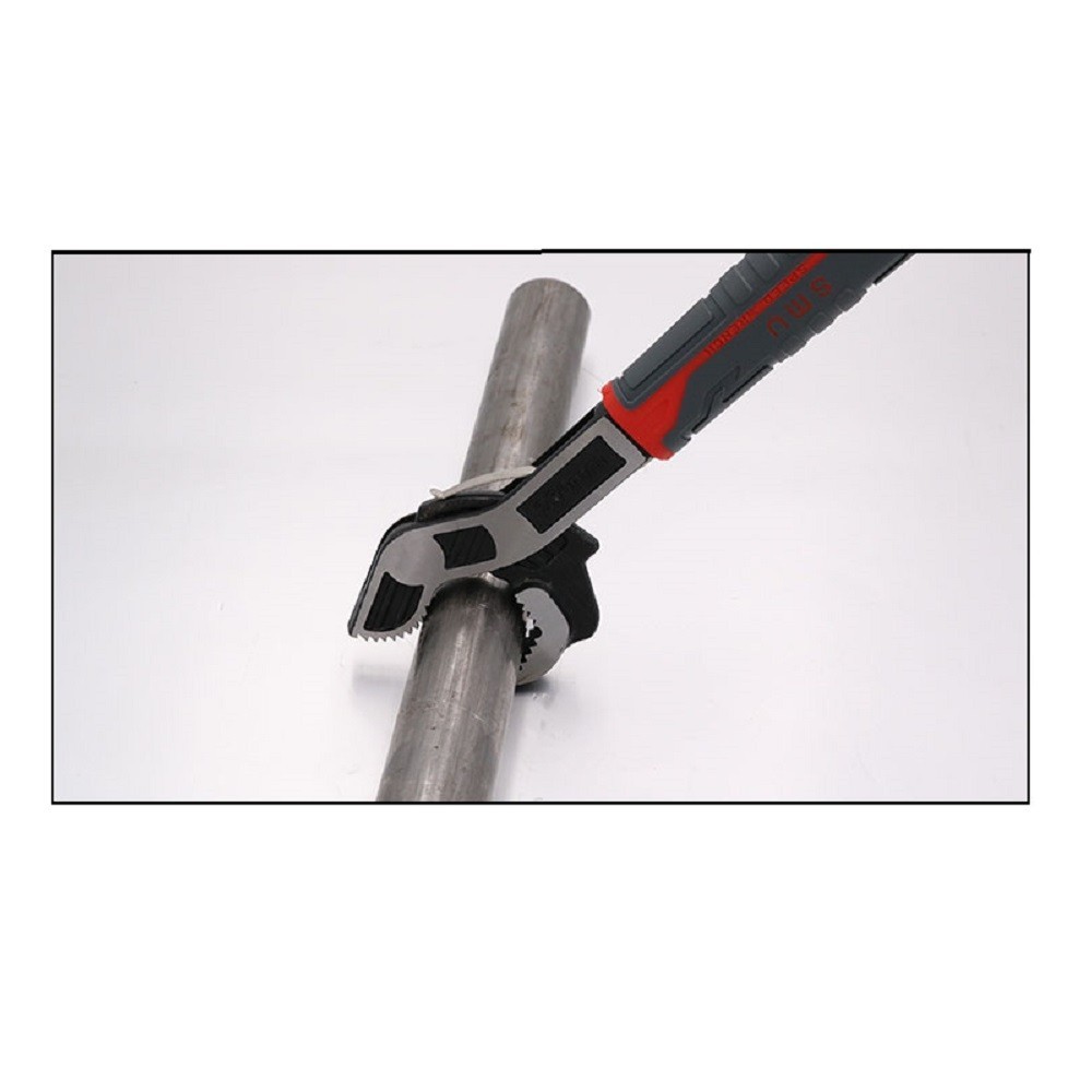 Self Adjusting Locking Wrench Multifunctional Adjustable Pipe Wrench (6" inch)