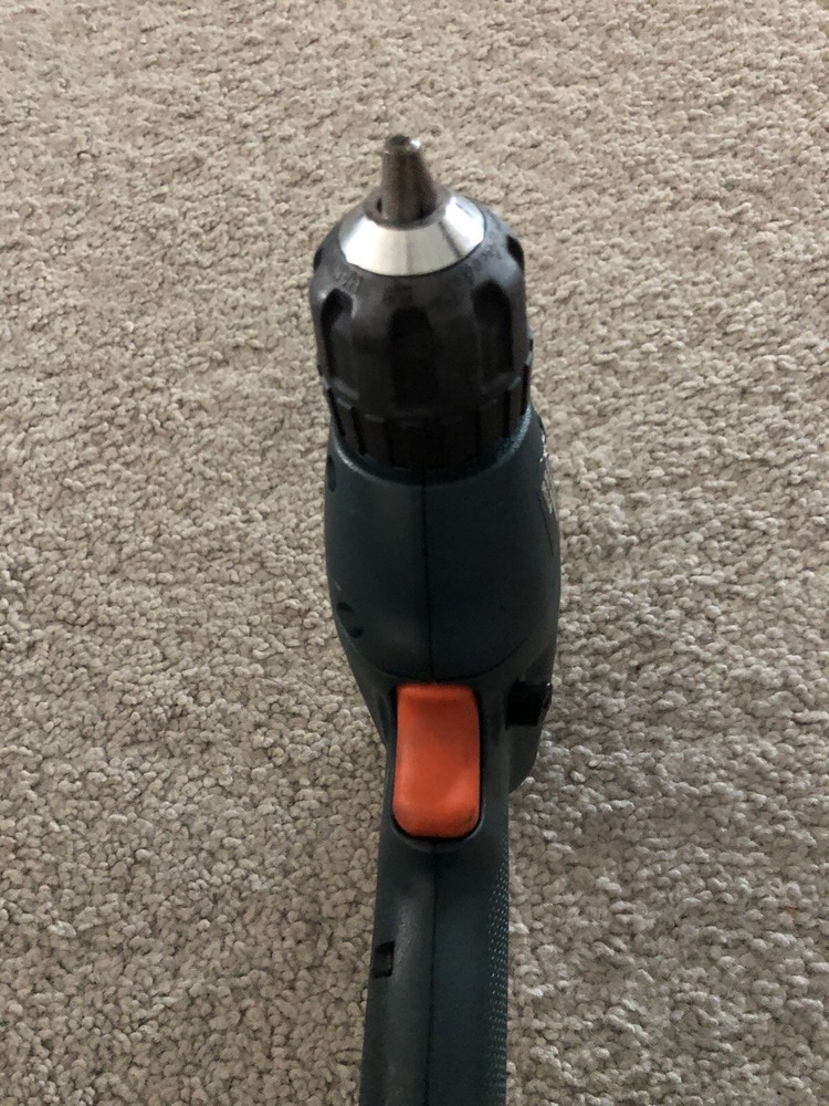 Black & Decker 9099KC 7.2-Volt Cordless Drill PARTS ONLY NOT WORKING