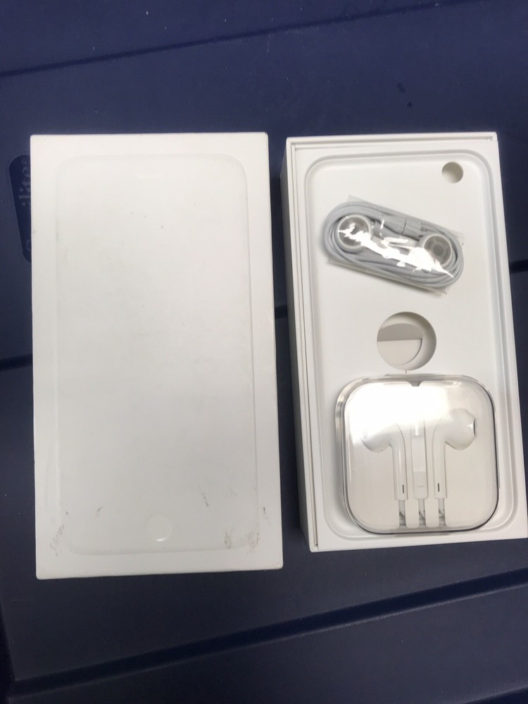 Iphone 6 Plus Empty Box With Apple Headsets