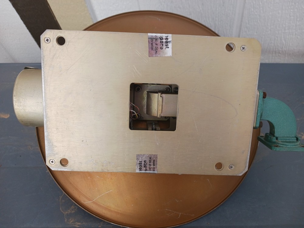 Bendix AT-133A Radar Antenna / Receiver Transmitter - PN: 4000765-3302