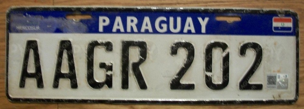 SINGLE PARAGUAY LICENSE PLATE - AAGR 202