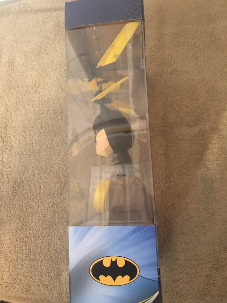 NEW HOVER HERO DC Comics Motion Control RC Flying Batman Rooftop Brands WB4001