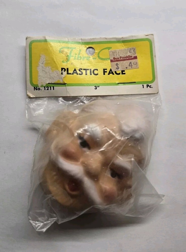 Fibre Craft 3" Plastic Santa Hollow Back Face