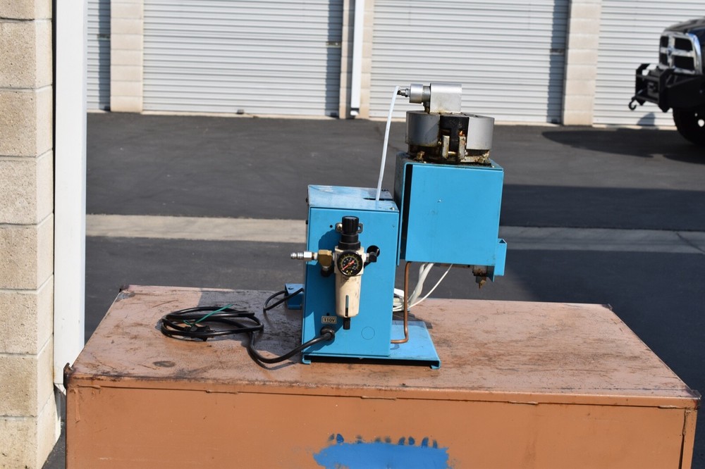 Axco Adhesive System AX753 Hot Melt