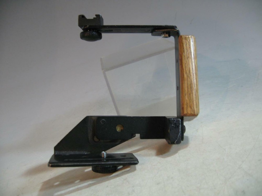 Flash Bracket With Wood Grip For Vertical & Horizontal Mounting #3