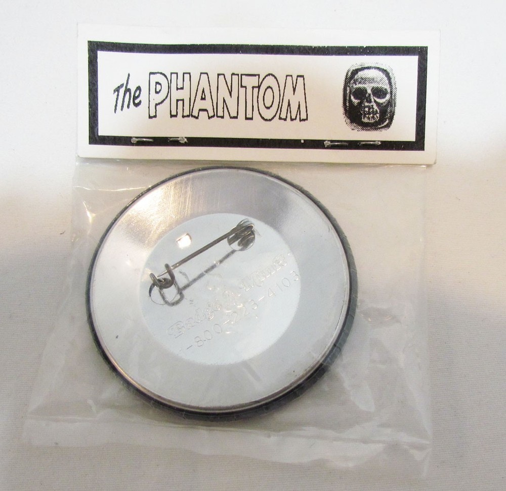 THE PHANTOM LEE FALK COMIC HERO PINBACK BUTTON MIP SKULL THRONE COMIC ART BADGE