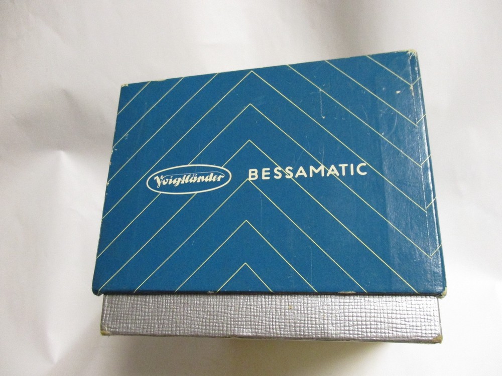 Voigtlander Bessamatic 35mm camera box and pamplet