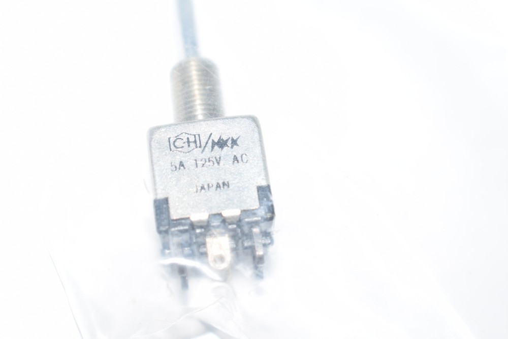 NEW C-H Toggle Switch 5A 125 VAC Japan