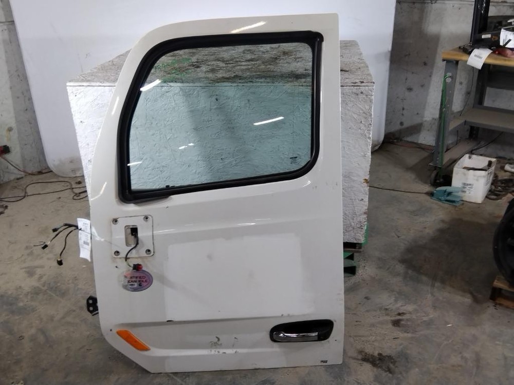 For 2015 PETERBILT 579 2013-2026 DOOR ASSEMBLY Left , GA