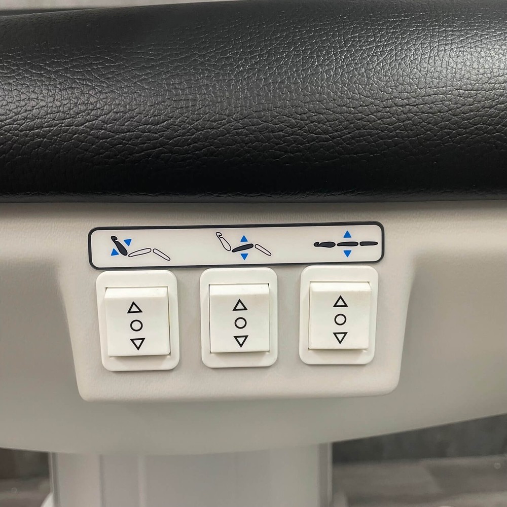 Silver Fox 2270FB Aesthetic Chair