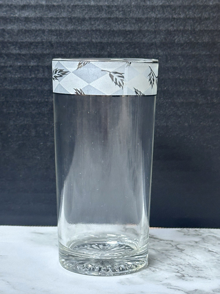 Anchor Hocking Juice/Cocktail (6) Oz Silver Leaf Etched Design