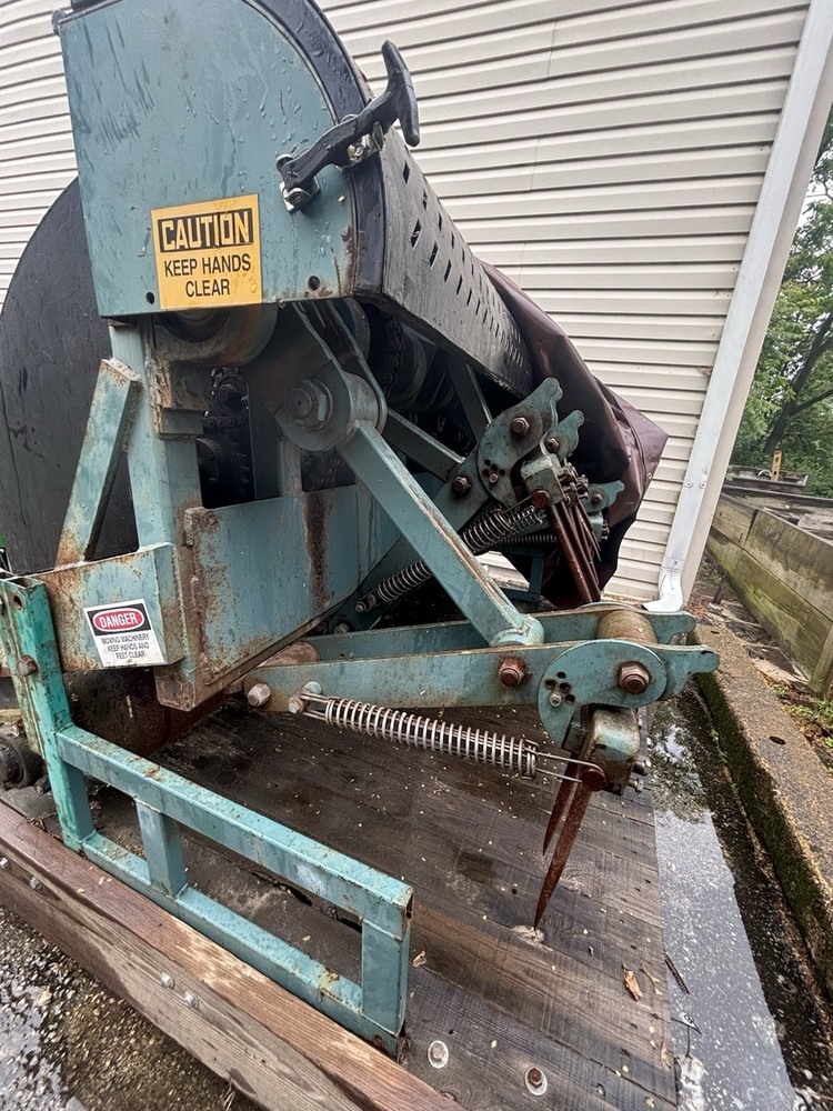 Model 60 The Soil Reliever, Deep Tine Lawn Aerator