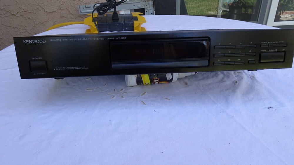 KENWOOD KT 592 am-fm tuner