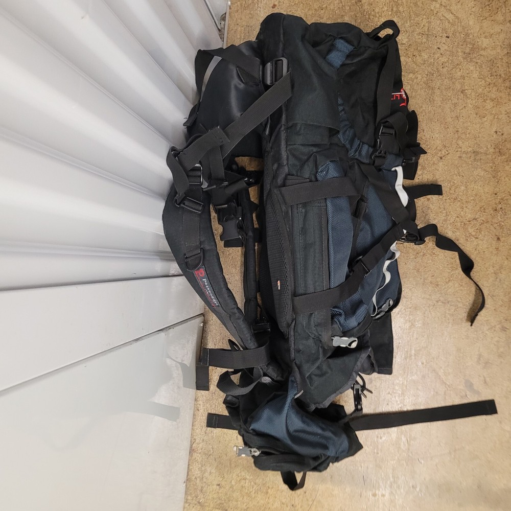 Passenger Backpack Black Crete 105 Internal Frame Chest Hip Straps