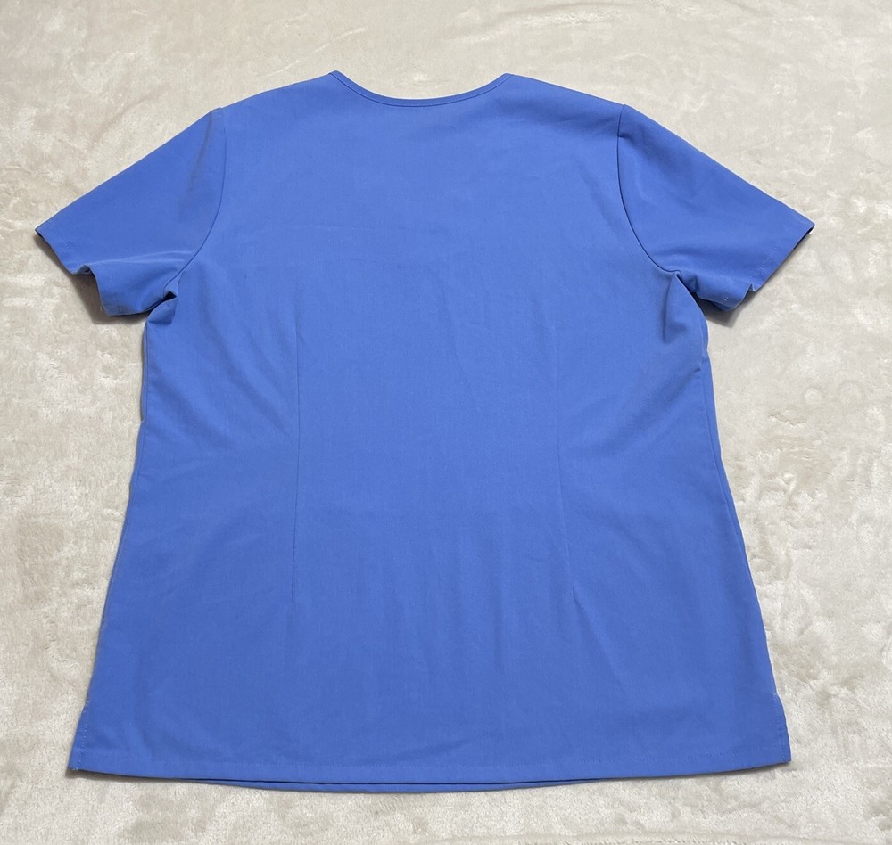 Figs Scrub Top Womens Size Medium Casma Blue Three-Pocket FW1100