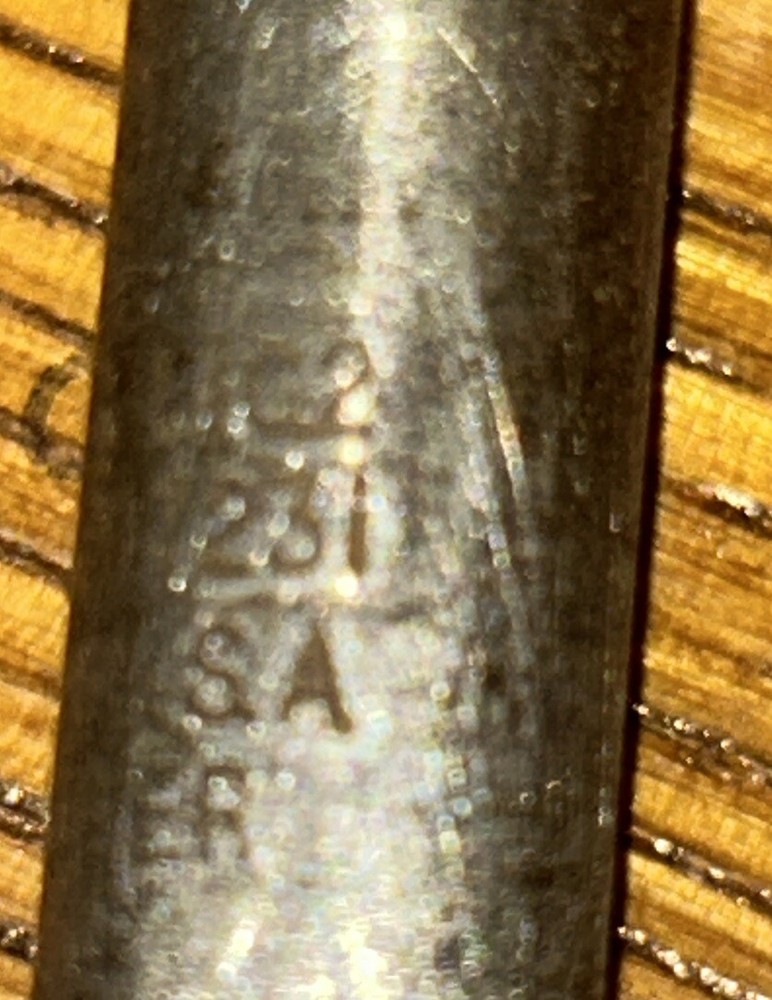 Vintage 1204 MAC #4 Phillips Screwdriver Wood Handle ~ EC