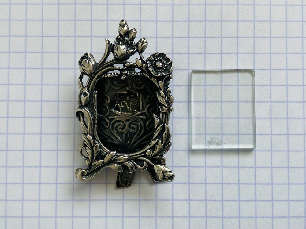 Vintage silver miniature photo frame 925