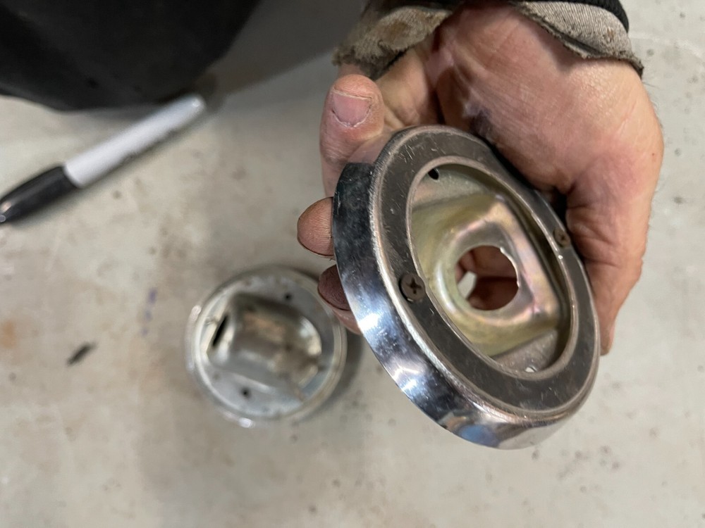 mopar light socket unknown application pair help me as to what it is please 60's