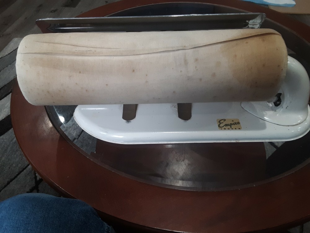 Vintage Empire Ironer Model M46 Working READ
