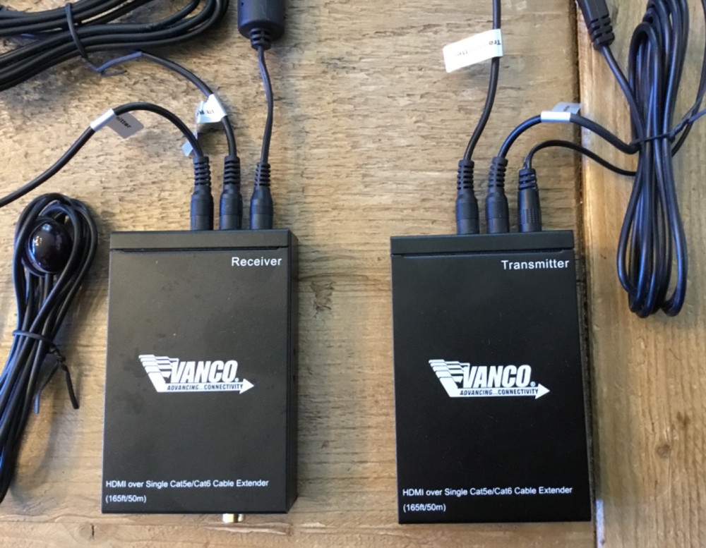 Vanco 280592 HDMI Over Single Cat5e/Cat6 Cable Extender! Transmitter/Receiver
