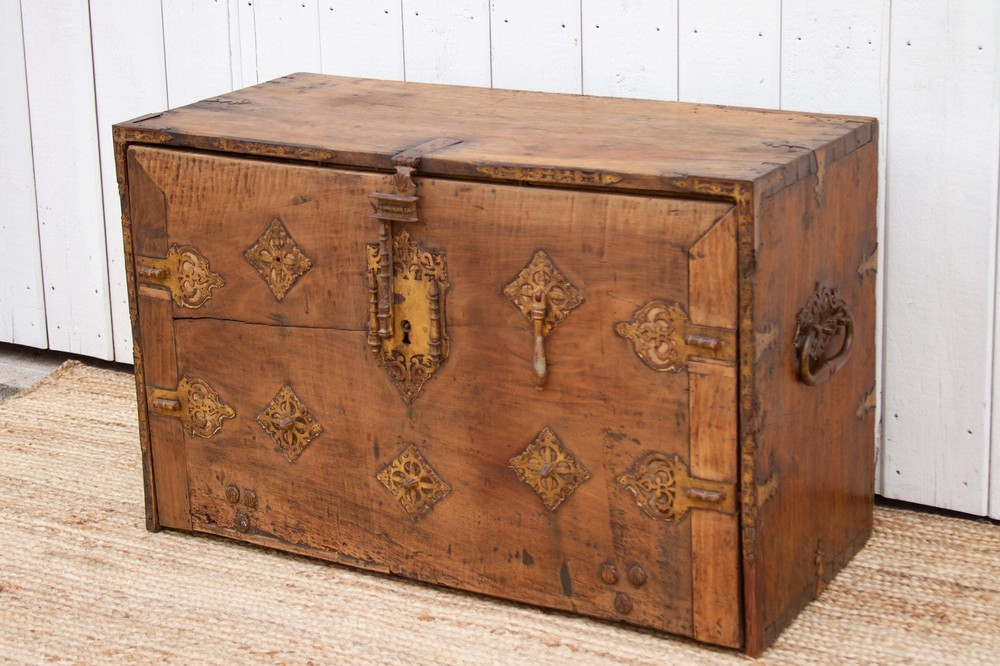 Large 18th Century Spanish Bargueño Chest