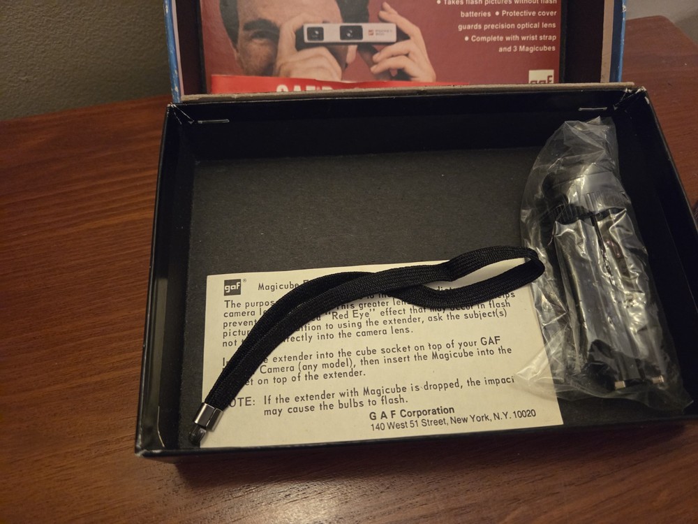 GAF Pocket Camera 200 Vintage In Box