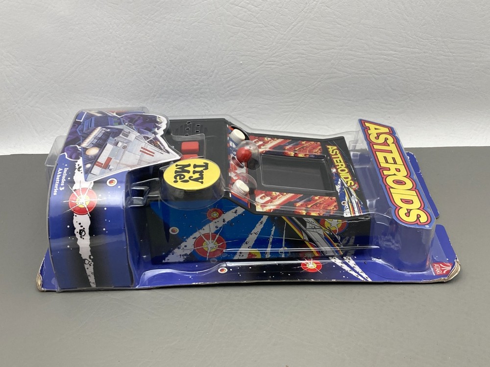New Asteroids Basic Fun 2017 Handheld Electronic Mini Arcade Brand New Sealed