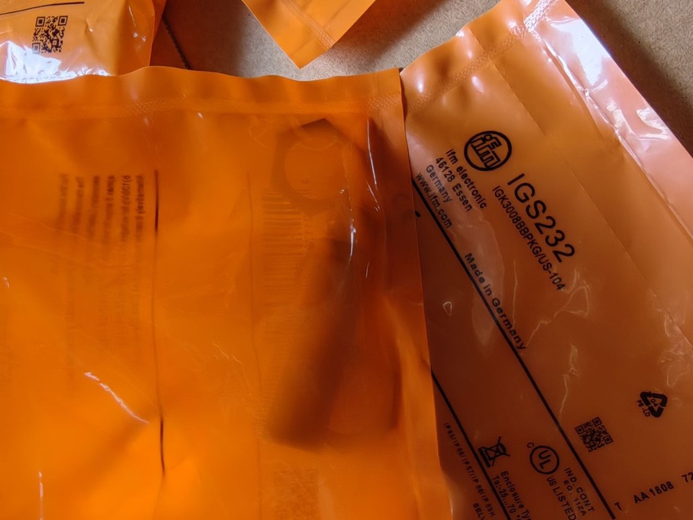 1PC New For IFM sensor IGS232