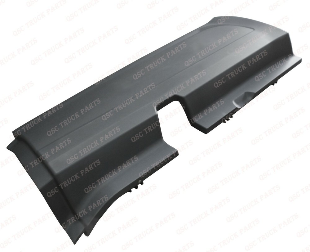 QSC Replacement Right Middle Step Fairing Panel for International LT LT625