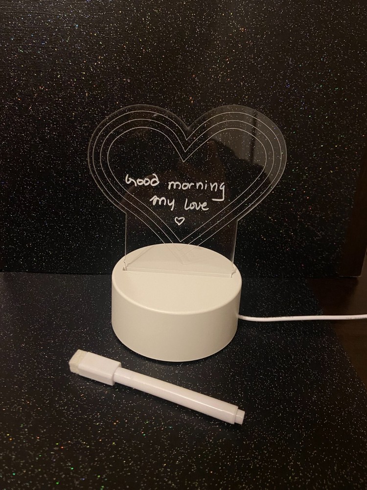 LED customizable message board, erasable writing