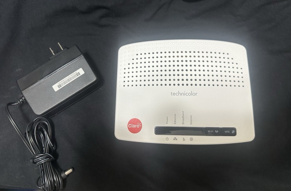 Technicolor TG582n Modem (Claro)