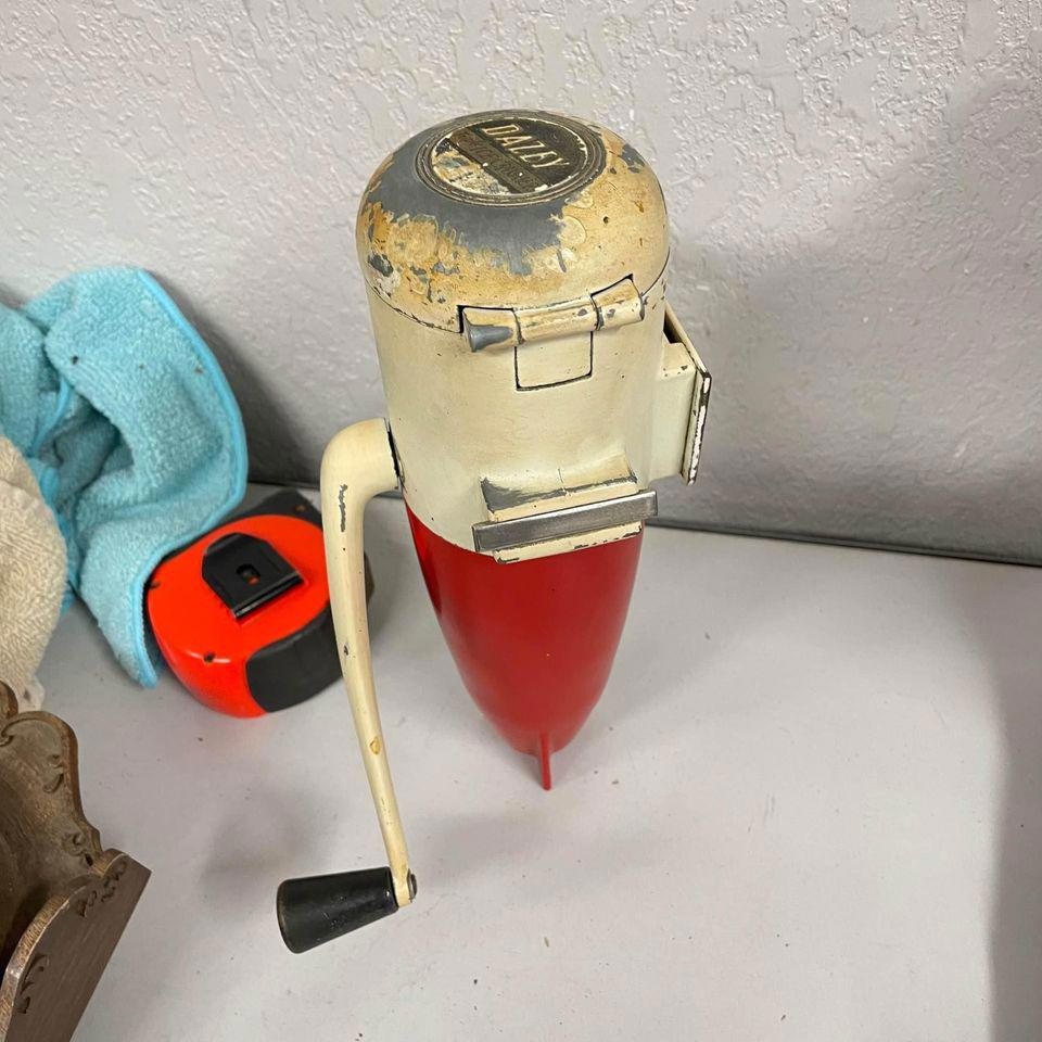 Vintage Rocket Dazey Triple Ice Crusher Model B Red & White - HLBN